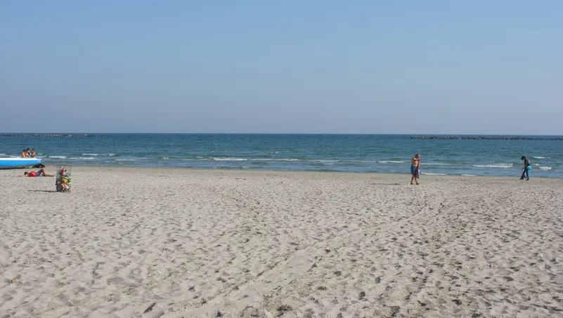O milionară găsită moartă pe plaja din Mamaia. Ce se ascunde în spatele decesului?
