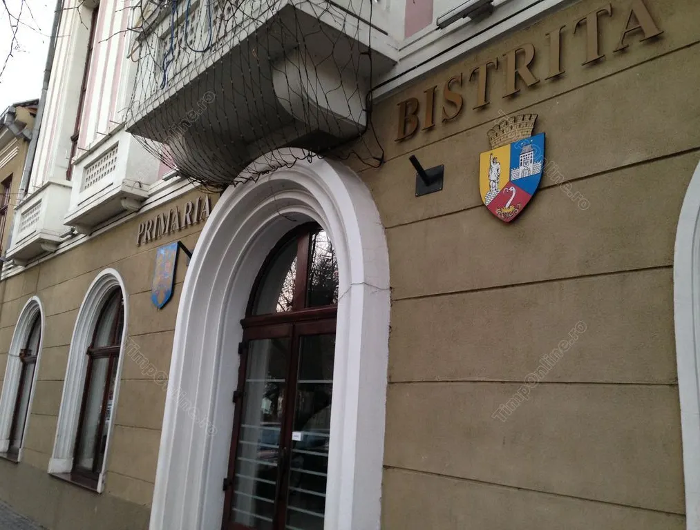 Inedit! Angajații dintr-o mare primărie au dat în judecată pimarul și instituția!