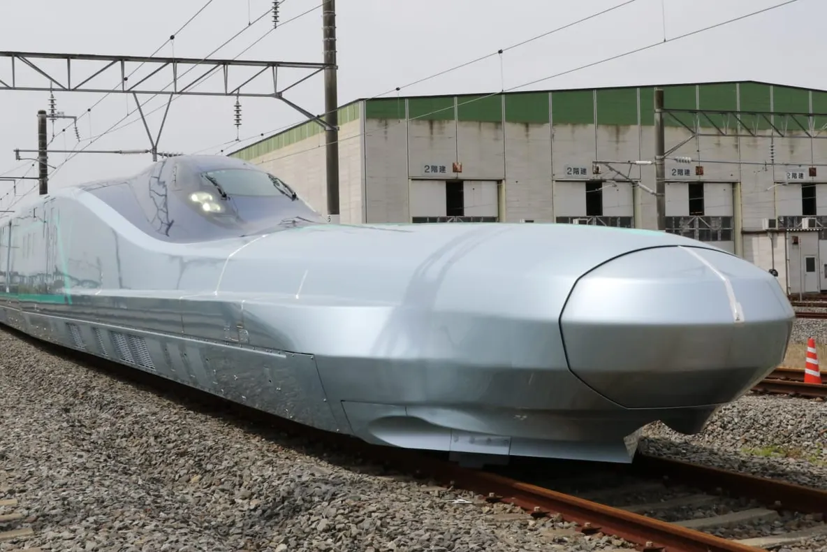 Japonia testează cel mai rapid tren din lume