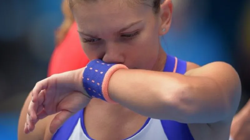 Simona Halep a pierdut finala de la Madrid, 4-6, 4-6 cu Kiki Bertens