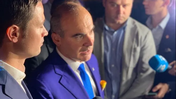 Rareș Bogdan intervine în scandalul momentului și își contrazice șeful de partid