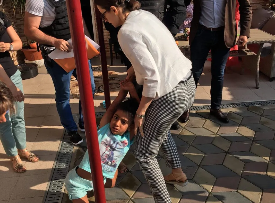 Marius Budăi:"Fetița este încă în România. Asistenții maternali au refuzat adopția"