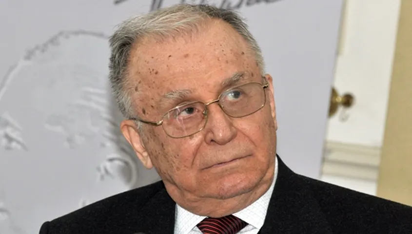 Ion lliescu a ajuns de urgenţă la spital - surse 