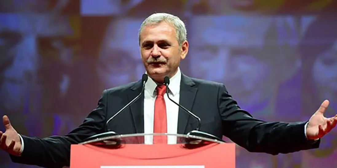 Protest la Cotroceni pentru eliberarea lui Liviu Dragnea. "Dragnea te iubim, noi ca tine nu găsim"
