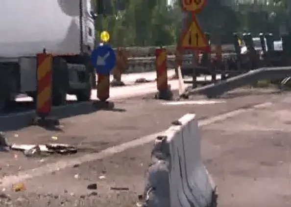 Răzvan Cuc a jucat teatru de pomană, constructorii râd de ameninţările lui