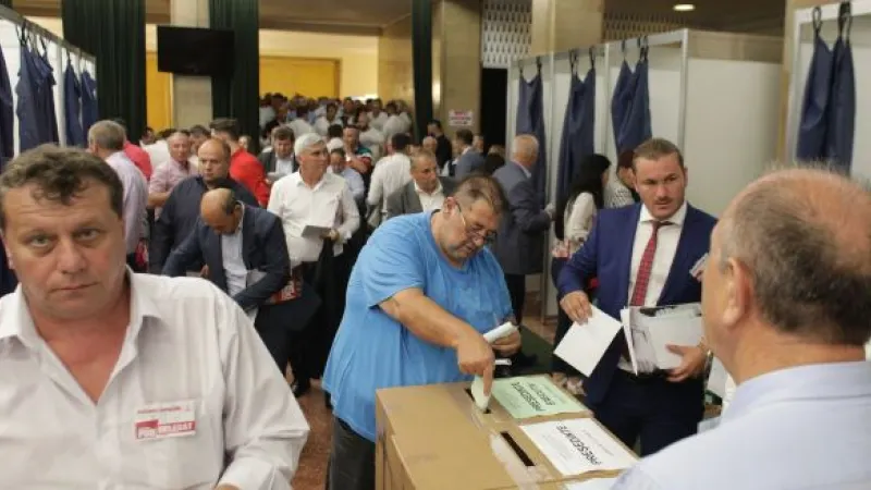 Congresul PSD, aşa cum nu s-a văzut la televizor (VIDEO REPORTAJ)