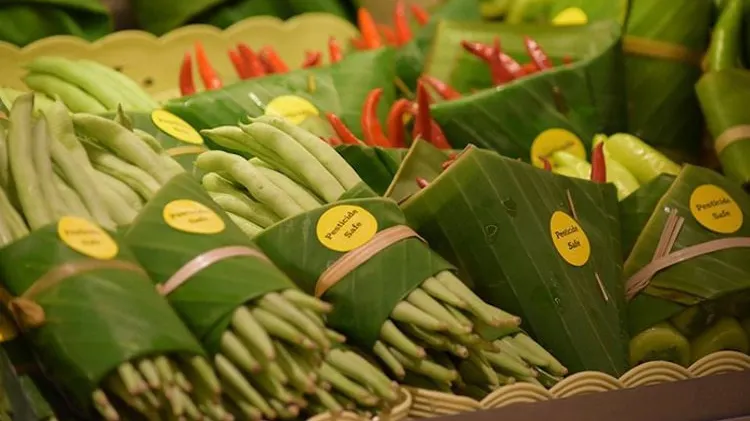 Supermarketurile au înlocuit ambalajul de plastic cu ceva surprinzător
