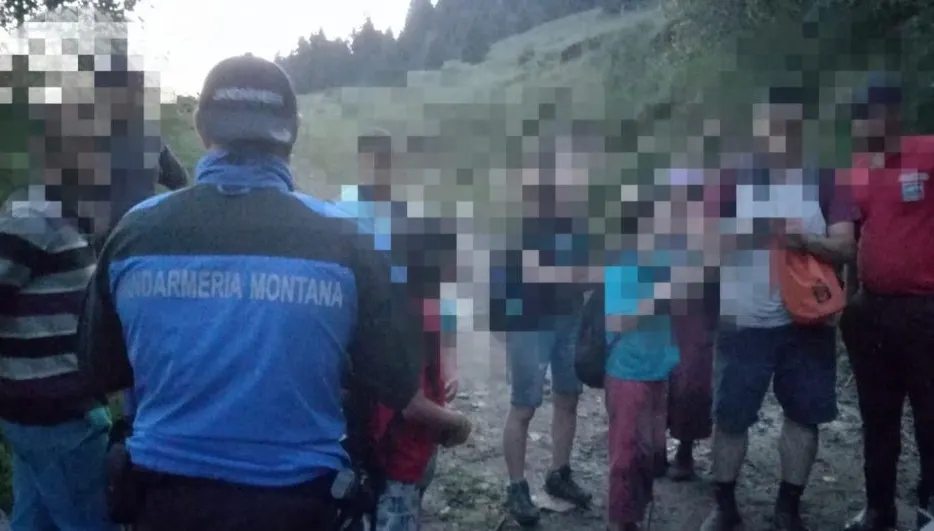 Alertă pe munte. Turiști israelieni rătăciți în Făgăraș, salvați de jandarmi!