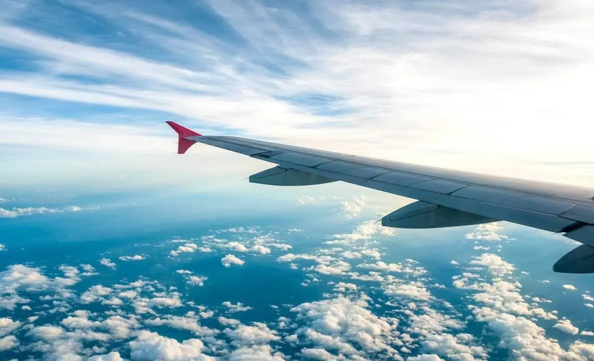 Franța își închide spațiul aerian pentru toate avioanele rusești din această seară