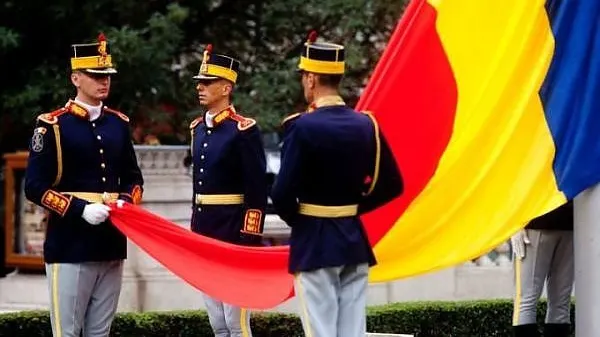 România sărbătorește Ziua Drapelului