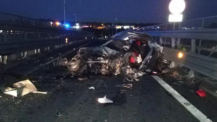 Accident cumplit în Sicilia. Un român mort și 7 persoane sunt grav rănite 