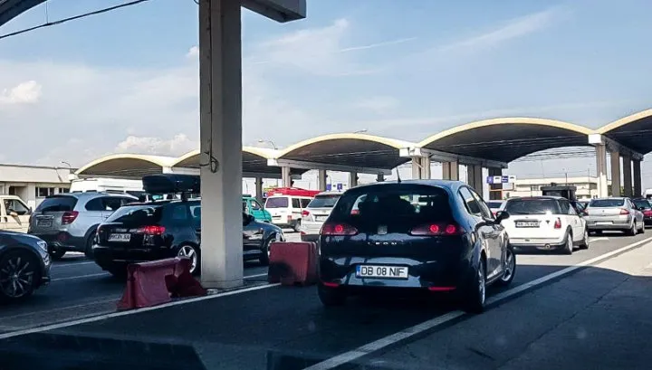 Desant anticorupţie în punctul de trecere a Frontierei Giurgiu, şapte poliţişti "săltaţi"