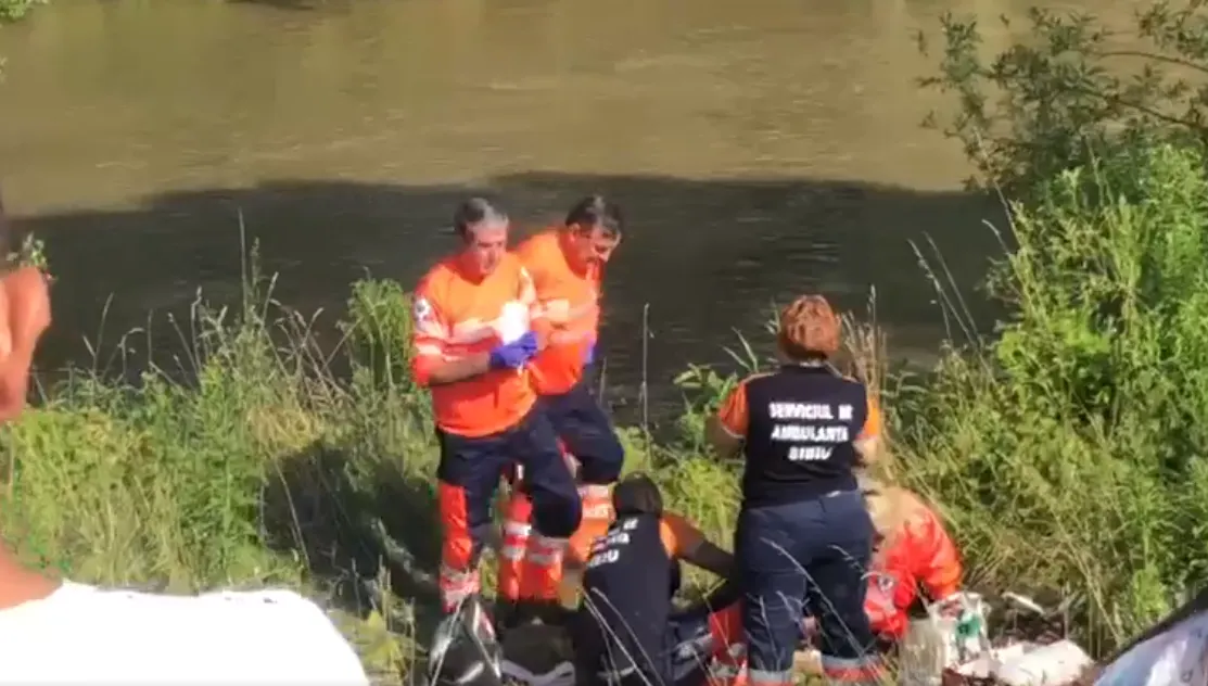 Tragedie în Sibiu: O fetiță de 10 ani a murit înecată
