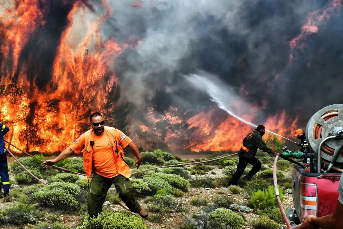 Atenționare de călătorie în Grecia. Pericol de incendii