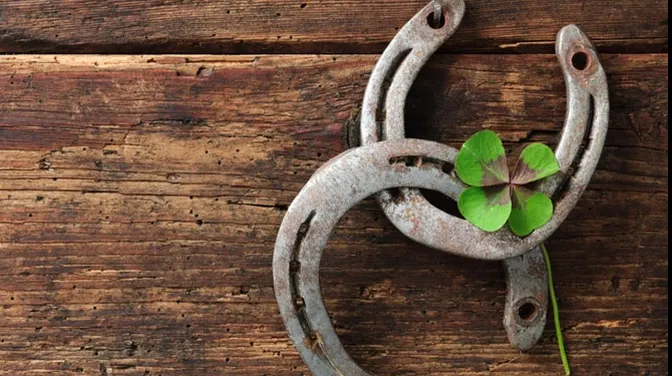 Două zodii cu noroc uriaş în următorii 3 ani. Grijile financiare, risipite ca prin minune!
