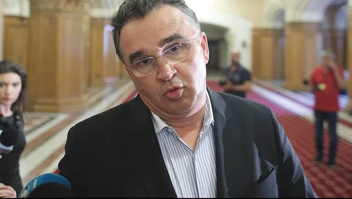 Vicepreședintele CJ Vrancea - Marian Oprișan, un nou scandal - Baronul local și-a parcat bolidul pe locul pentru persoane cu dizabililtăți