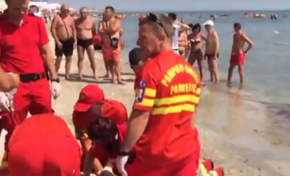 Tragedie la Mamaia! Doi frați s-au înecat în mare