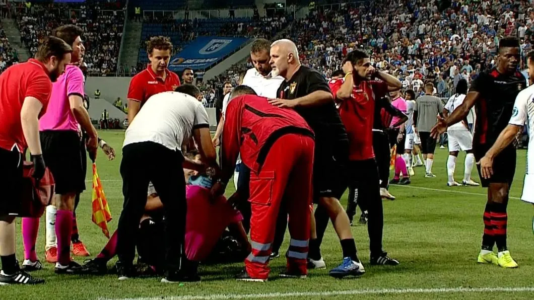 Universitatea Craiova, pedeapsă dură de la UEFA după incidentele de la meciul cu Honved