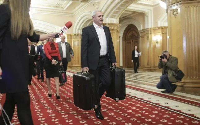 Prima reacție din PSD la interzicerea lui Dragnea în SUA: "Colonie de mâna a 14-a, asta suntem!"