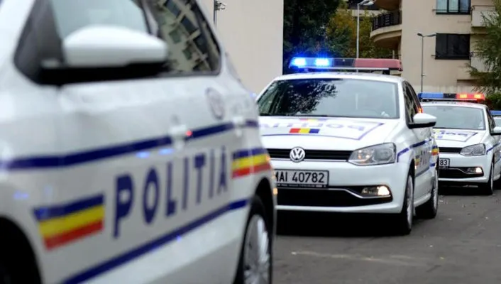 Un șofer agresiv, oprit de polițiști cu focuri de armă. Momente șocante în trafic