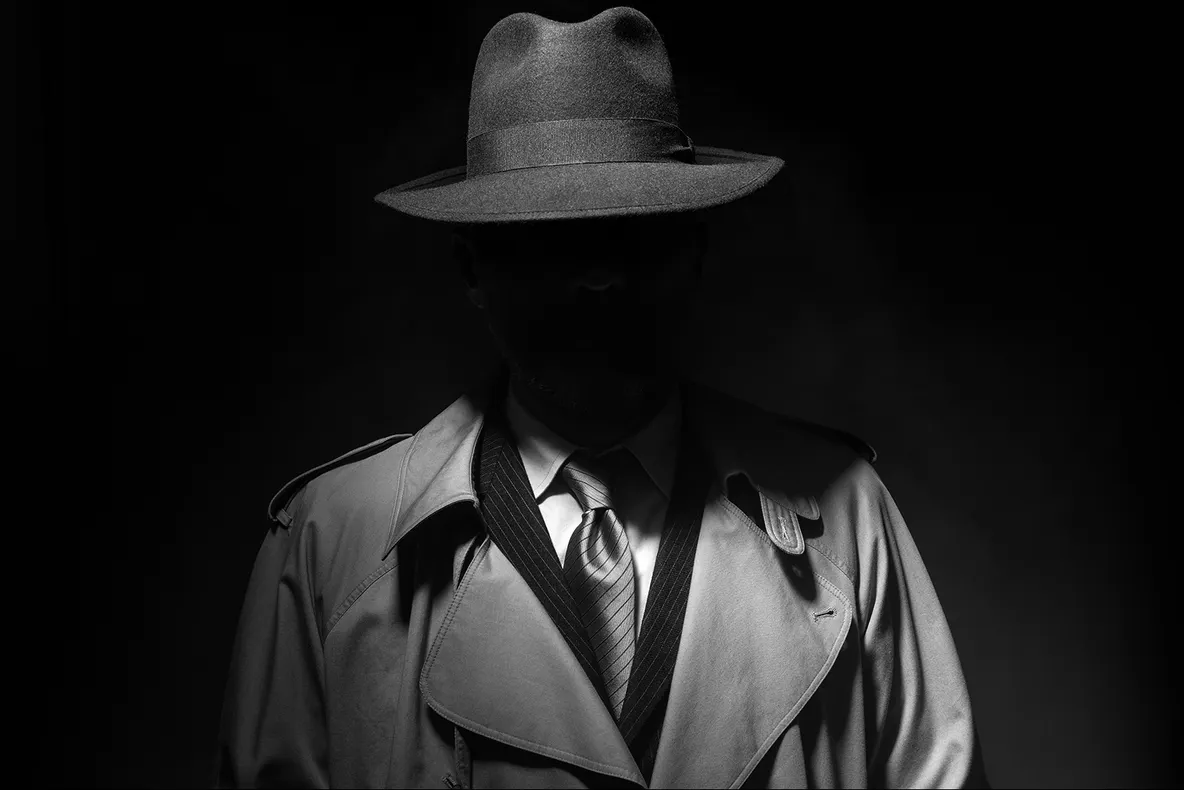 H.D. Hartmann: "Cine este superspionul arestat"