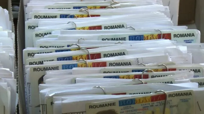 Caz bizar în Vrancea: Poliţiştii au descoperit un tânăr de 20 de ani care nu a avut niciodată acte