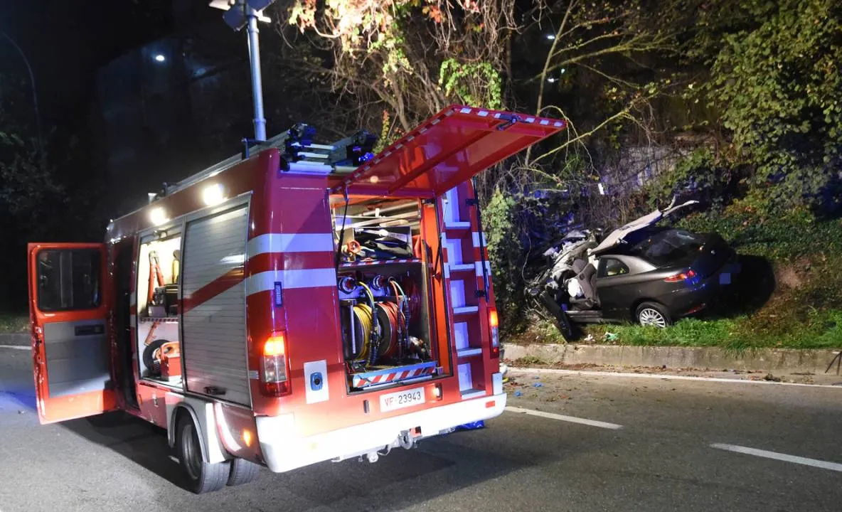 Româncă moartă într-un accident în Italia