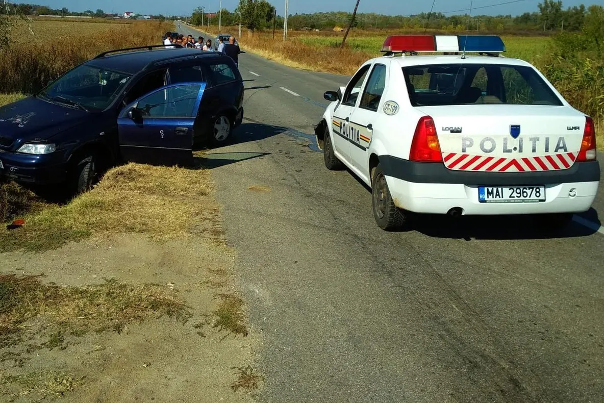 Un băiat în vârstă de 16 ani s-a urcat băut la volanul unei maşini. Ce a urmat este ireal