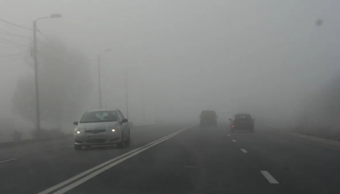Cod galben de ceață! Vizibilitatea scade sub 50 de metri, în unele zone