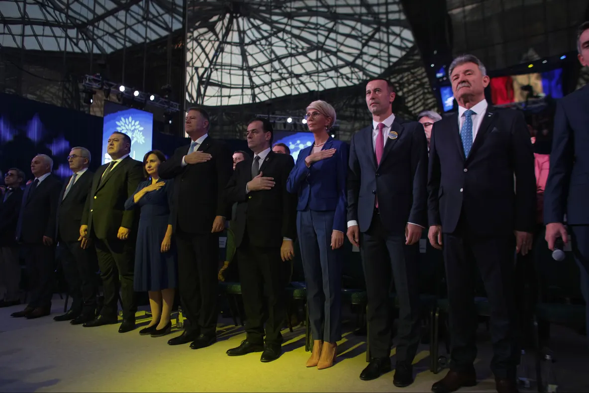 Iohnnis, atacuri în rafală la PSD: "O piedică în calea dezvoltării României în ultimii 30 de ani"