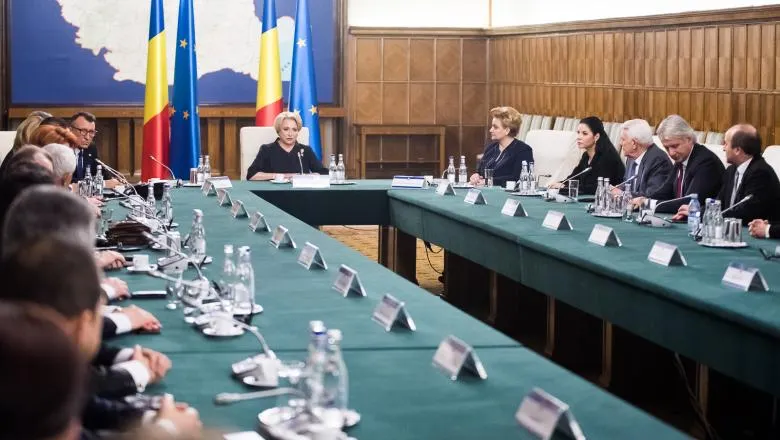 Viorica Dăncilă, mesaj pe Facebook, după demiterea Guvernului: Iohannis, artizanul acestui haos 