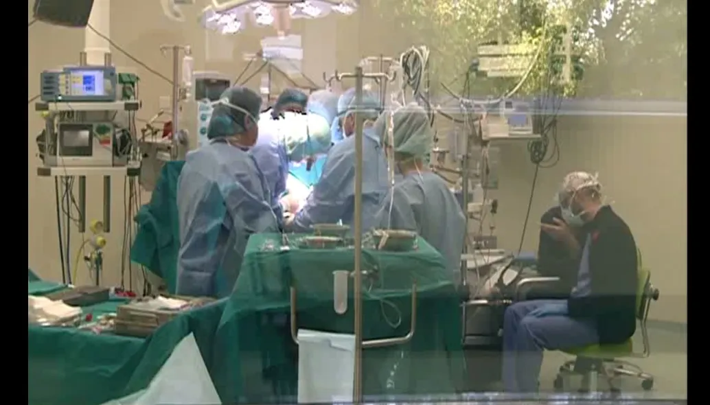 Situație dramatică! Ne punem speranța doar în medicii străini care vin în România