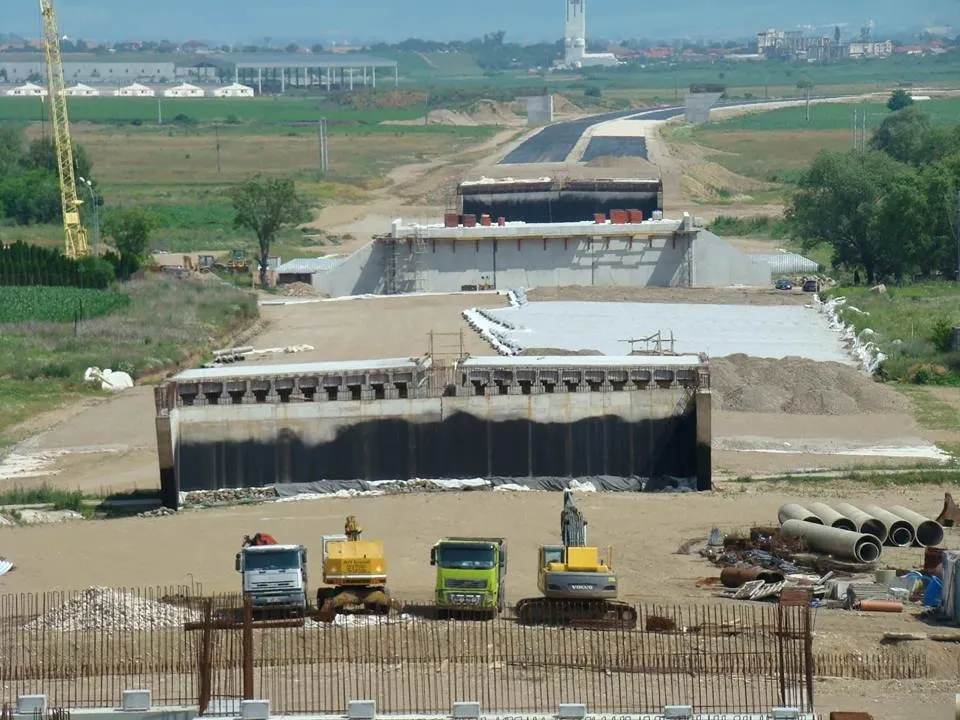 Grevă pe autostrada A10. Care este motivul opririi lucrărilor