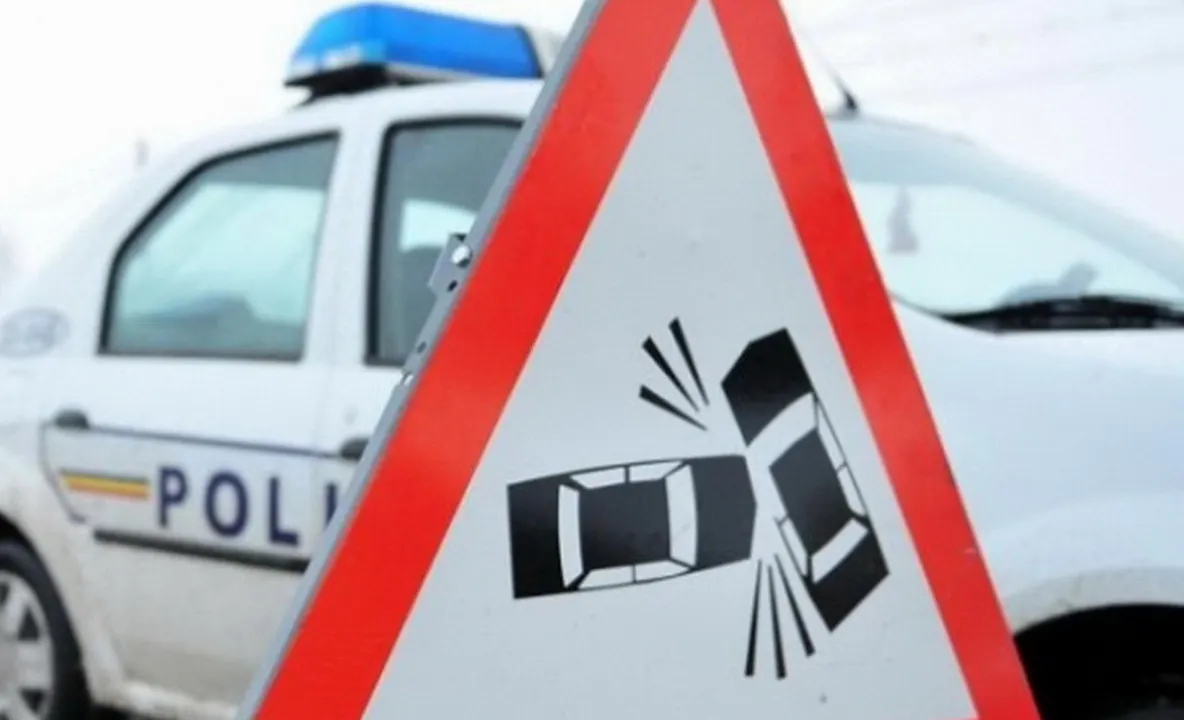 VIDEO Copil de 14 ani, la spital în urma unui accident cu trei maşini implicate