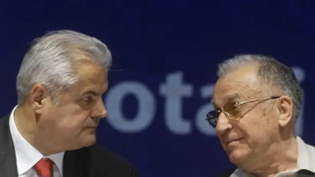 Ion Iliescu și Adrian Năstase, în vizorul Primăriei Iași. Ce vor păți foștii demnitari?