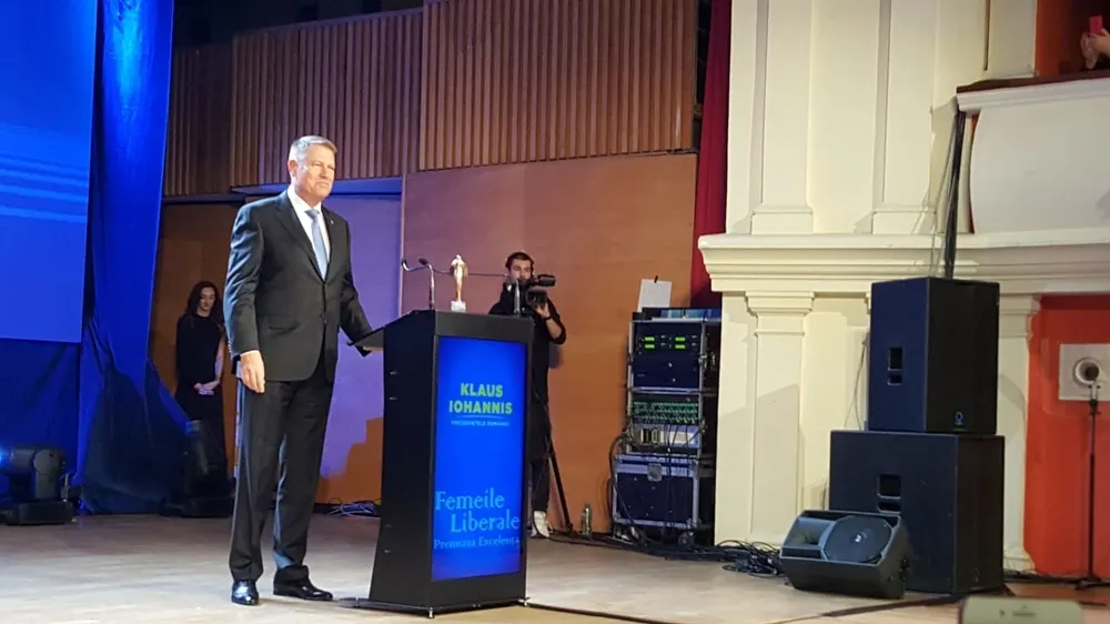 Iohannis, la Sibiu: “România e țara în care hoții stau în pușcărie, nu la butoanele politice!”