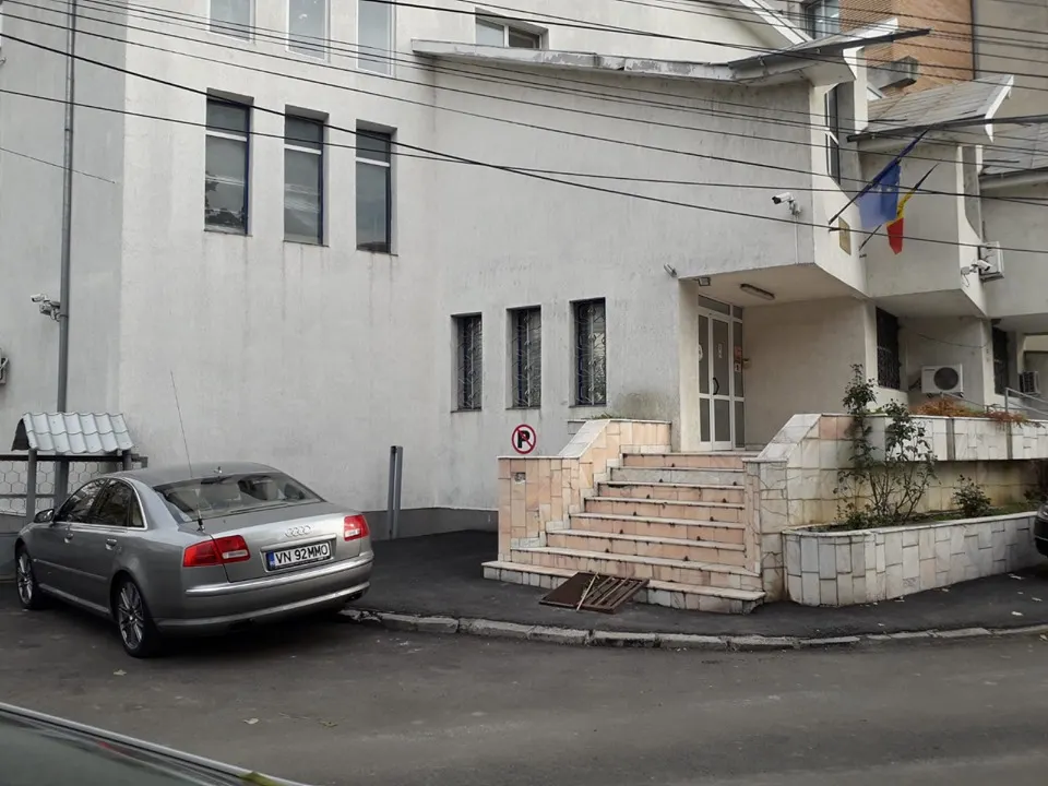 Marian Oprișan, vizită fulger la sediul SRI Vrancea