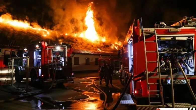 Pompierii l-au găsit prea târziu. Era carbonizat complet
