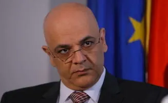 Raed Arafat: „Nu mă lipesc de scaun, dar nu-mi dau demisia!”