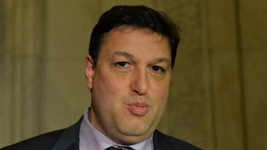 Șerban Nicolae, apel DISPERAT către pesediști să NU voteze Guvernul PNL