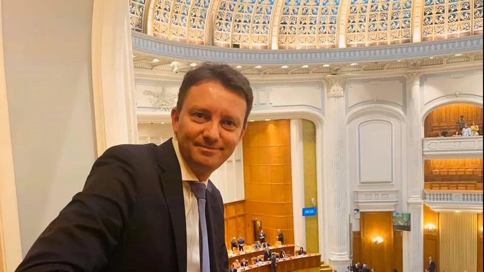 Siegfried Mureșan intervine în scandalul planșeului de la Unirea: Încălcarea legii nu poate fi o opțiune. Argumentația primarului Daniel Băluță este populistă