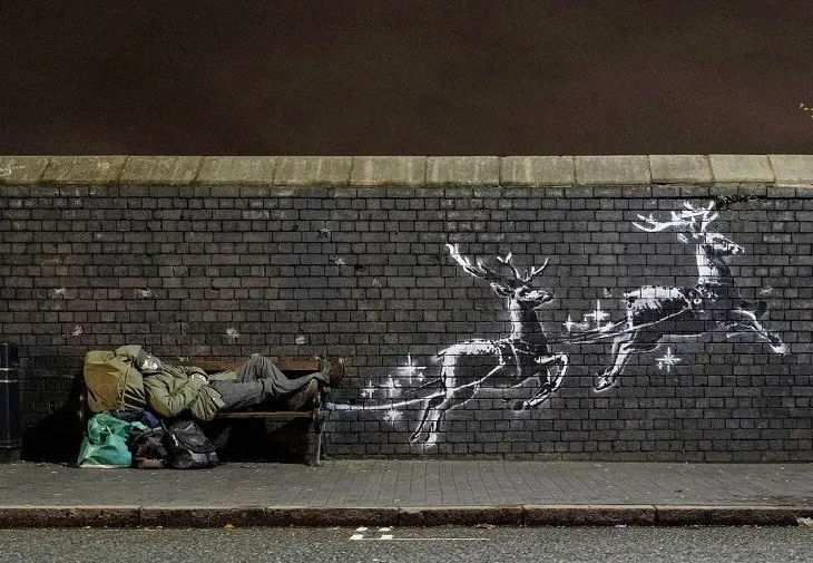 Cel mai nou graffiti de Crăciun al lui Banksy, mai mult decât emoționant