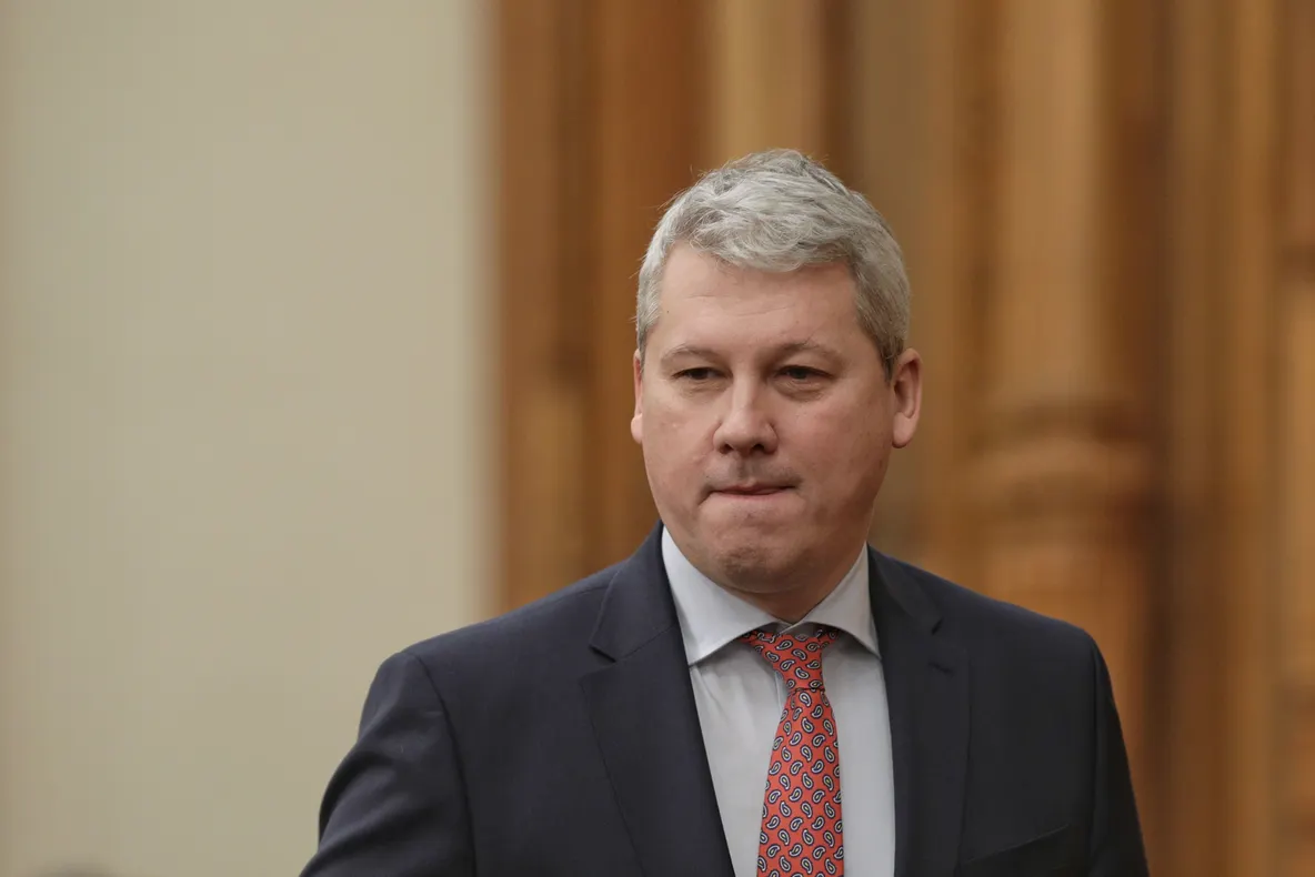 Al patrulea caz de coronavirus la Ministerul Justiţiei! Angajaţii vor lucra în regim de telemuncă