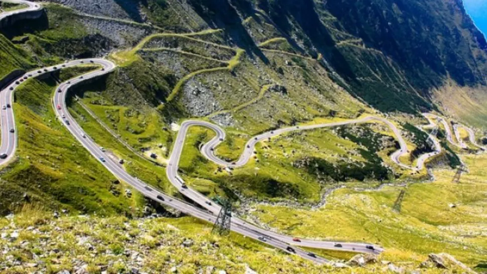 Transfăgărăşanul, inclus într-un top al celor mai FRUMOASE și SPECTACULOASE drumuri din lume  
