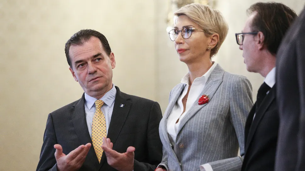 Avertisment pentru Orban! "Bugetul pe 2020 ar putea ajunge pe masa CCR!"