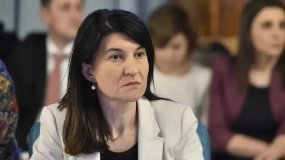 Gabriela Firea n-a mai rezistat: "Mă uitam la această doamnă, niciun mușchi nu i s-a mișcat pe față"