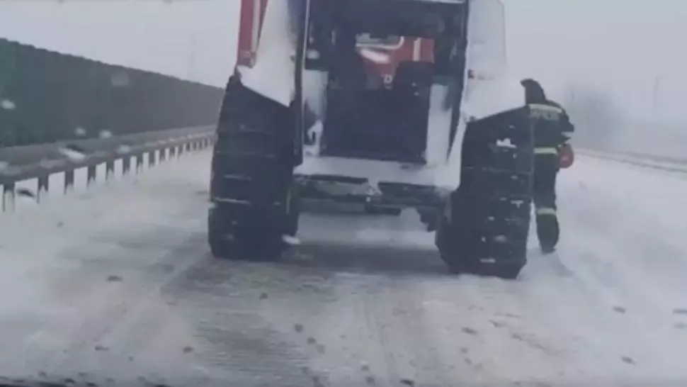 Ce drumuri sunt închise, ca urmare a ninsorilor abundente