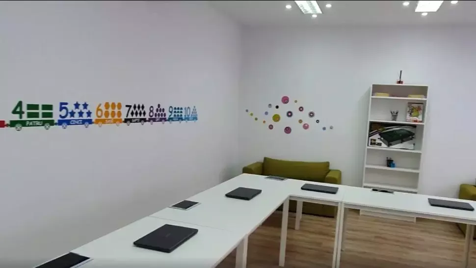 O clădire abandonată de peste 20 de ani, transformată în spațiu educațional modern pentru copiii de la Școala Nr. 147 ”Petrache Poenaru” 