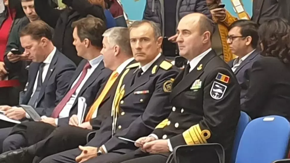 Apariții controversate la o ceremonie militară la Constanța
