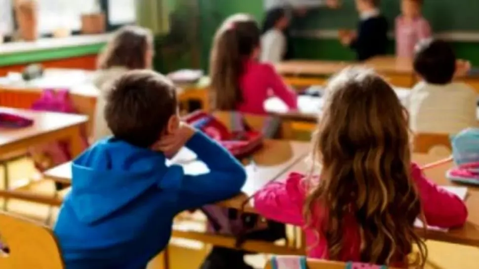 „Statutul special” al profesorilor, atacat la CCR de Avocatul Poporului: Încalcă dreptul la apărare al elevilor